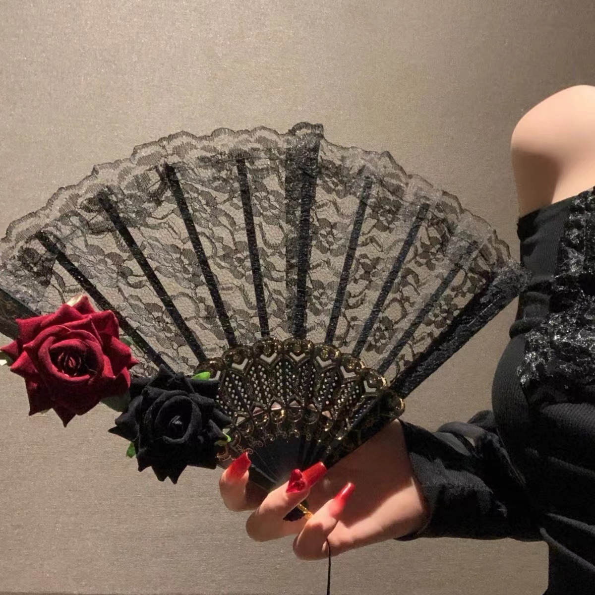 Kipas Gotik Lolita Tangan Rend - Tassel Fringe Trim ulasan dan harga